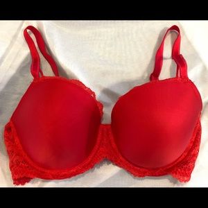 Victoria’s Secret Dream Angels Lined Demi Bra